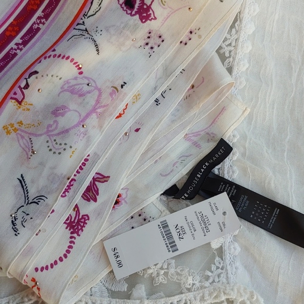 White House Black Market Oblong Scarf in Pale Orchid and Ecru White NWT - Picture 12 of 12